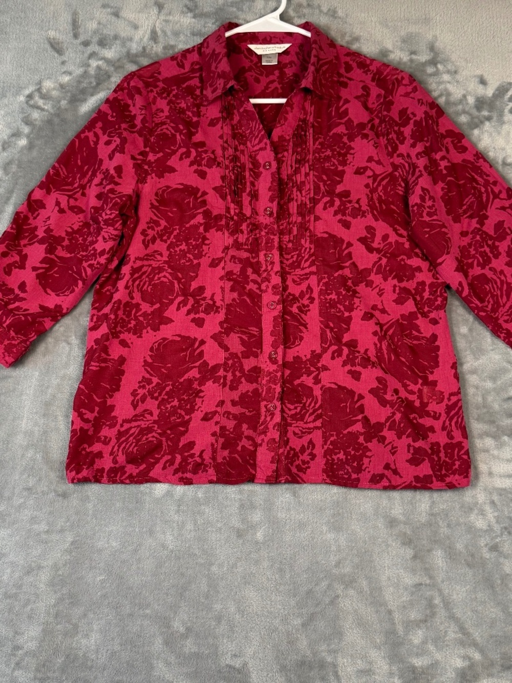 Christopher & Banks Petite Floral Pintuck Blouse Magenta Pink Size PM